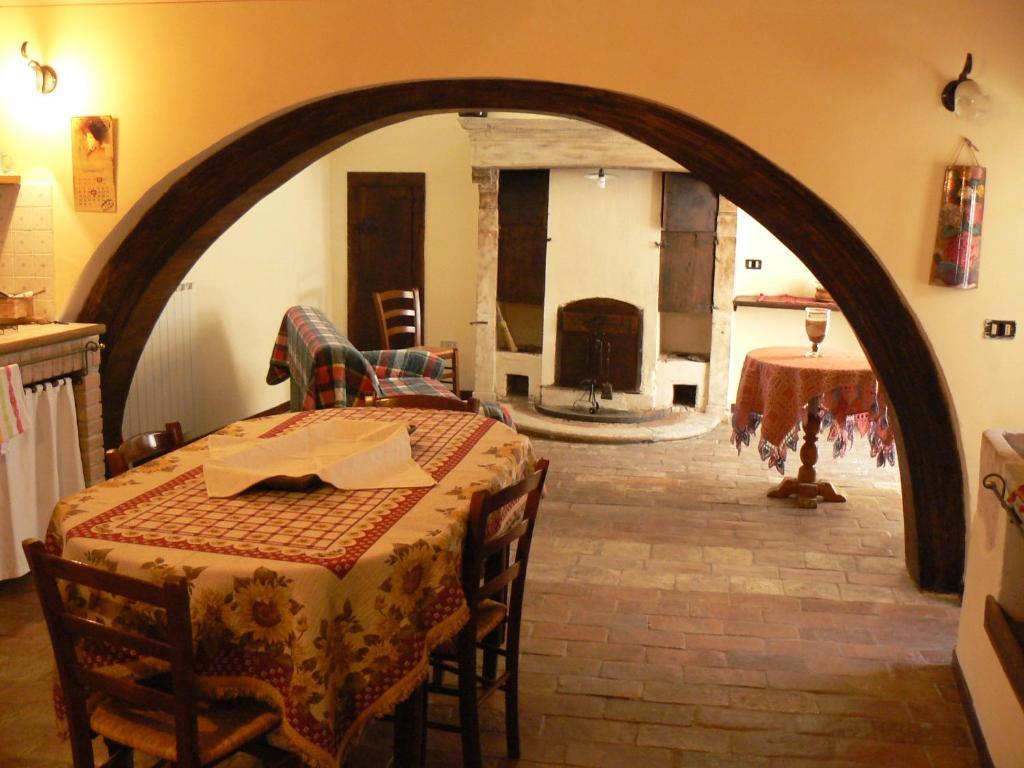 Residence Il Palazzo Santo Stefano Di Sessanio Camera foto
