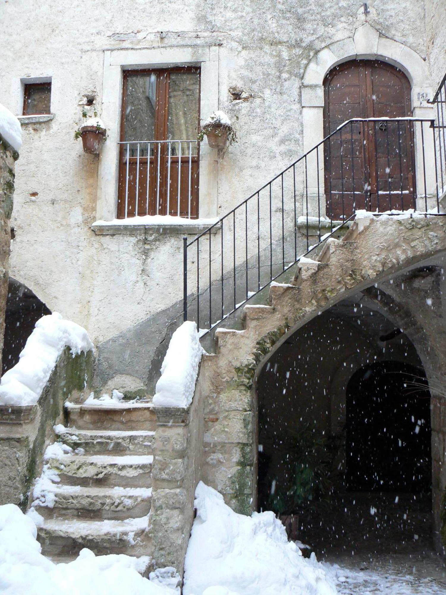 Residence Il Palazzo Santo Stefano Di Sessanio Esterno foto